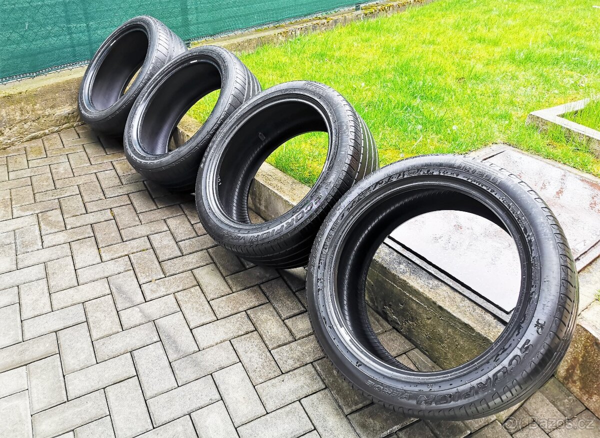 4x 255/45 R20 letní pneu PIRELLI+ BRIDGESTONE