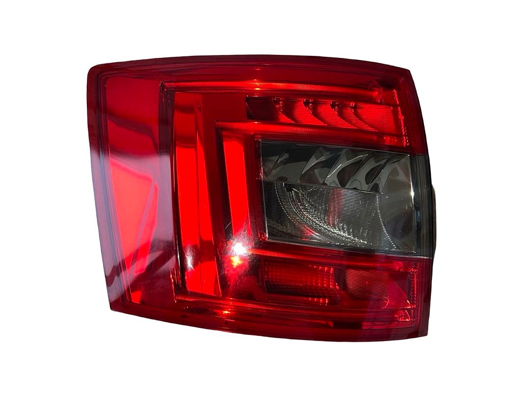 LED pravé zadní světlo 5E9945095A Škoda Octavia 3 RS kombi