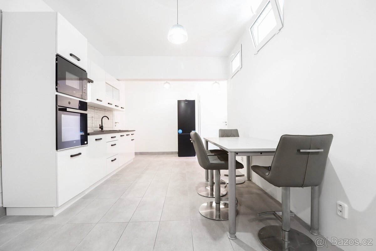 Prodej apartmánu, 51 m2, Praha 9 - Letňany, Třinecká