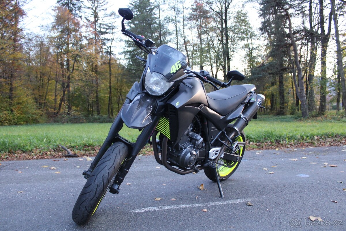 Yamaha XT660X