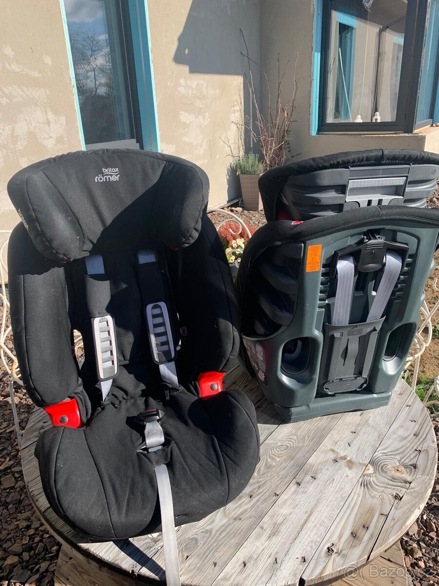 Autosedačky Britax römer po dvojčatech 9-36 kg