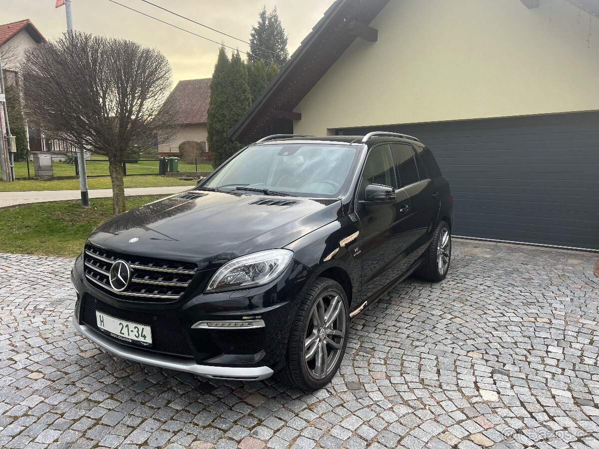 Mercedes-Benz Třídy M ML 63 AMG V8 BITURBO 4-MATIC