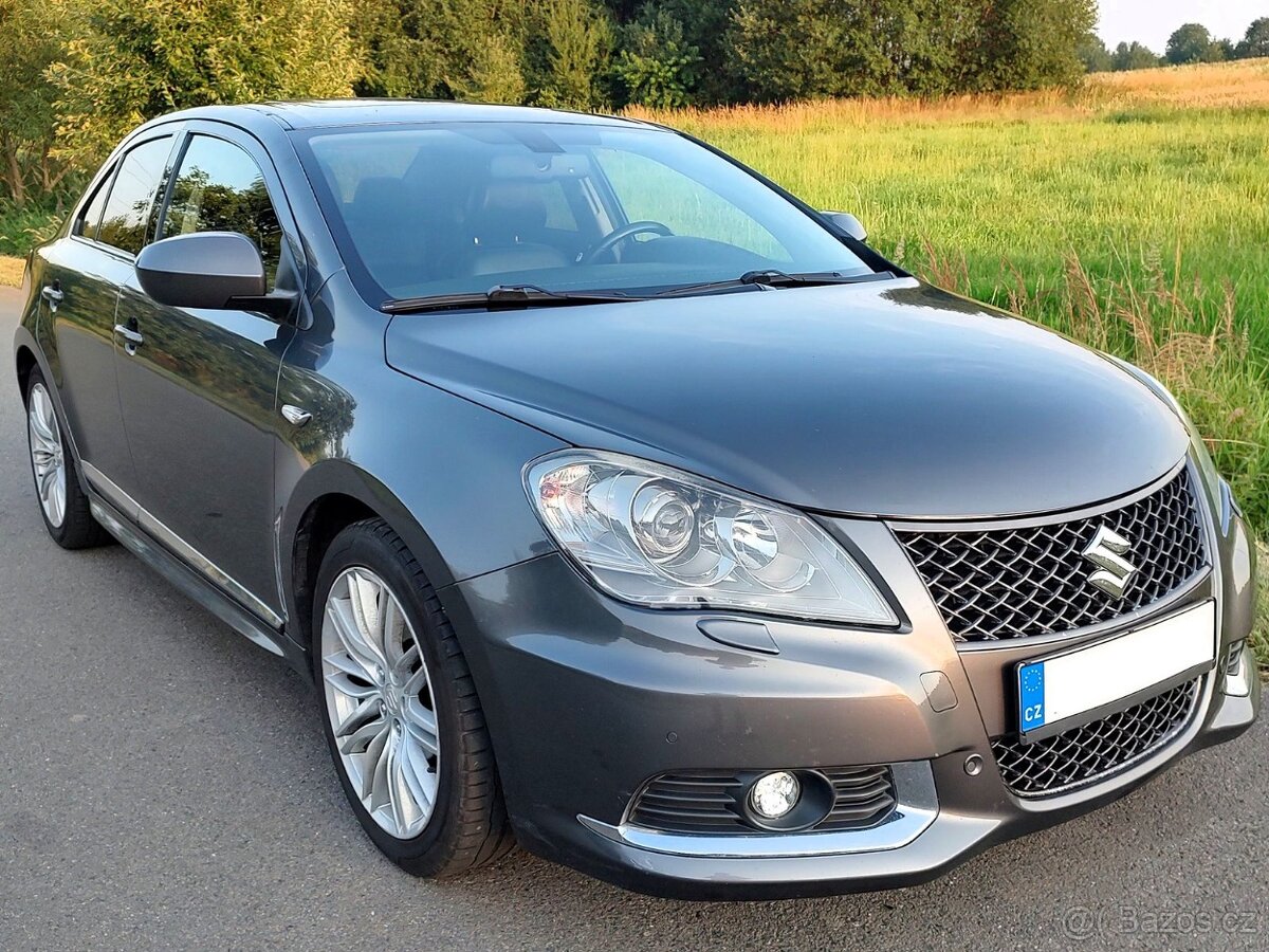 Suzuki Kizashi 2,4 VVT manuál, LPG