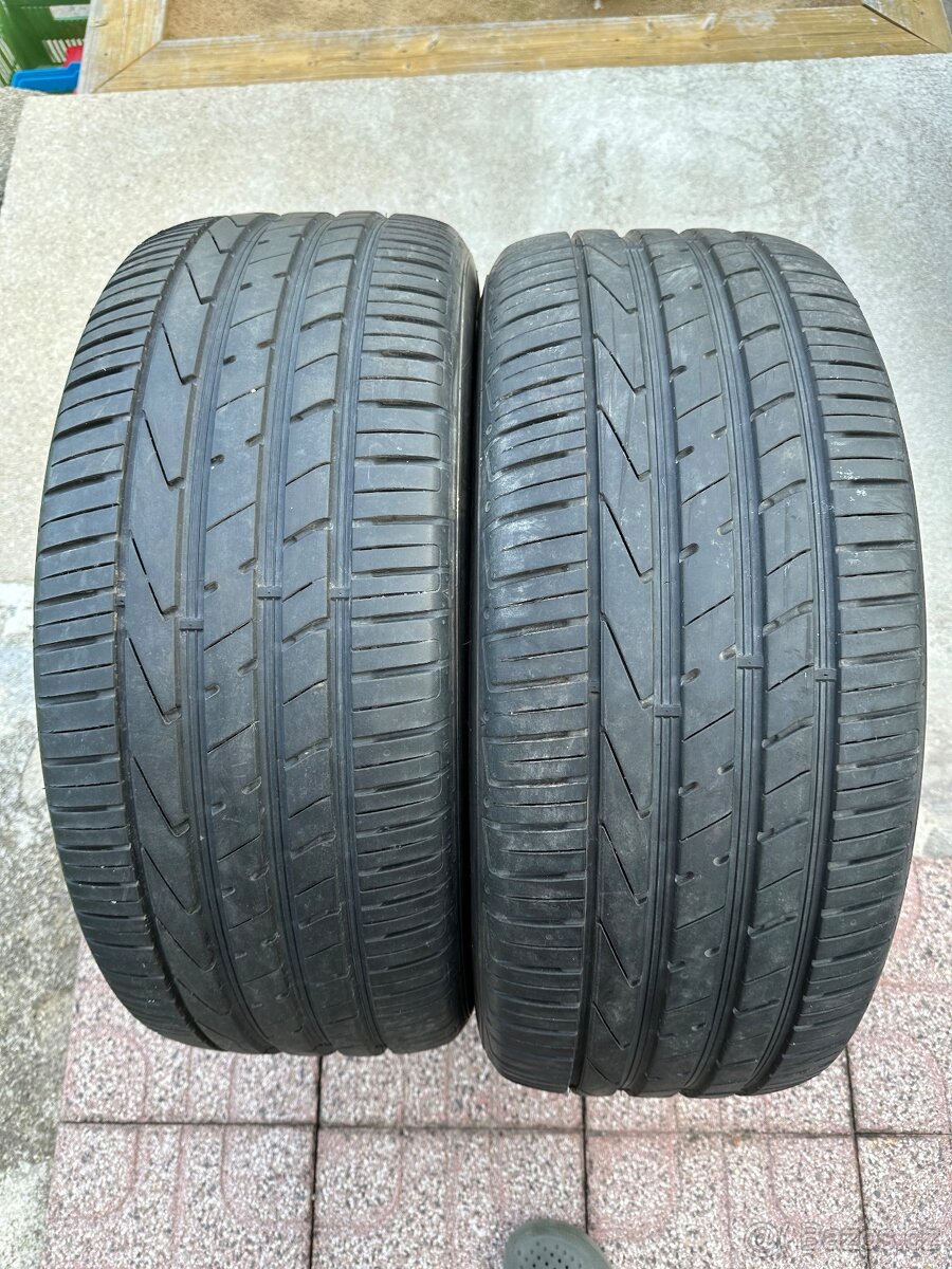 Letní pneu HANKOOK ventus S1 evo2 SUV 255/55ZR18