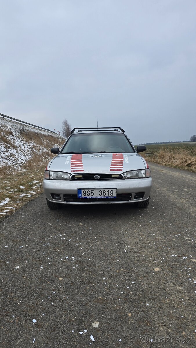 Subaru legacy 1996 sedan 2.0 + lpg