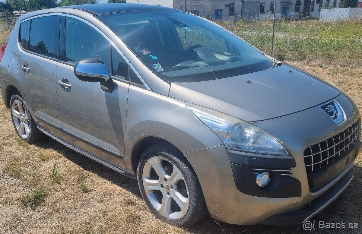 Rozprodám Peugeot 3008 2.0 HDI 120kw automat 2012