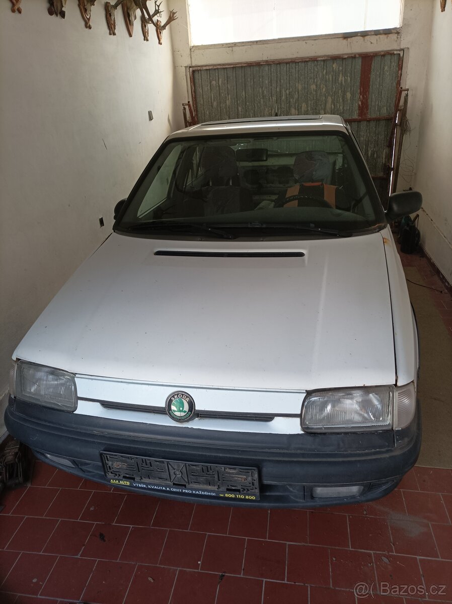 Škoda Felicia 1,3MPi LPG, r.v.1997 díly z rozebraného vozu.