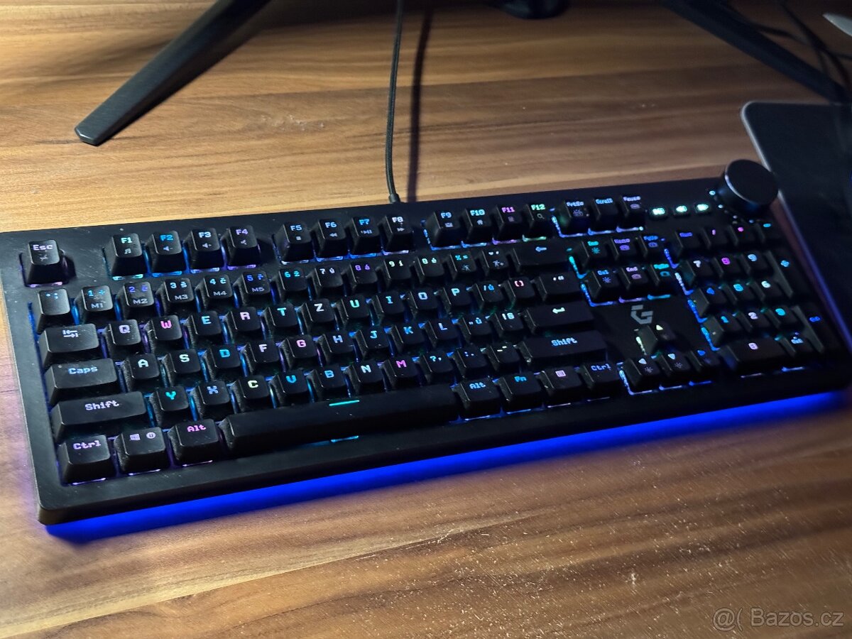 Špičková herní klávesnice s RGB podsvícením za super cenu