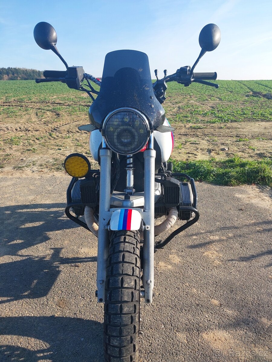 BMW R1100R