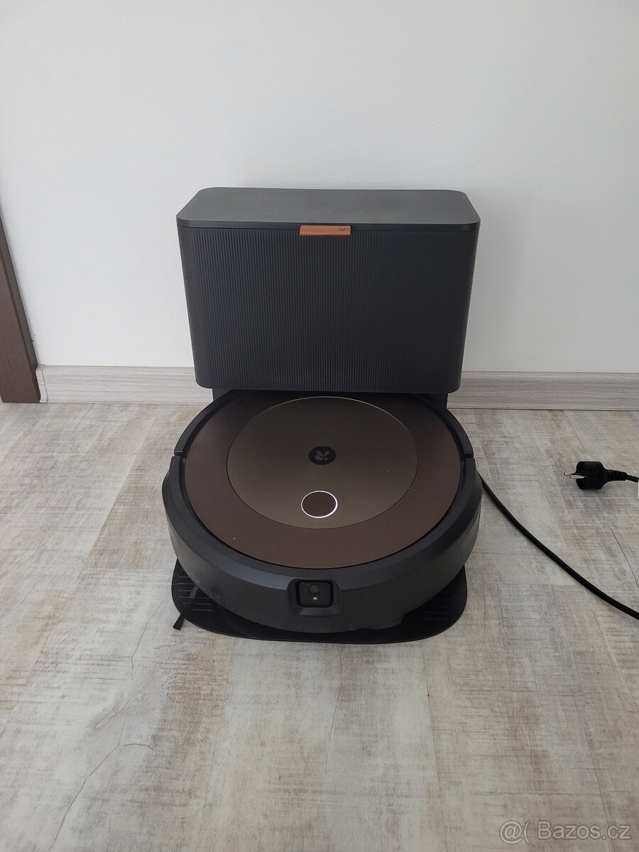 Robotický vysavač iRobot Roomba j9+