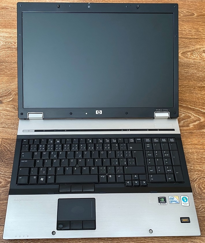 Notebook HP EliteBook 8730W s velkým displejem