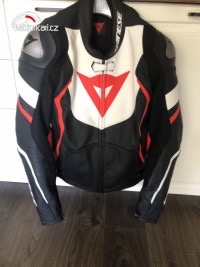 Bunda Dainese Avro 4 s chráničem páteře