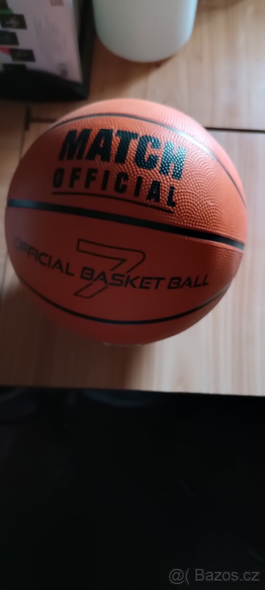 Prodám míč na basket