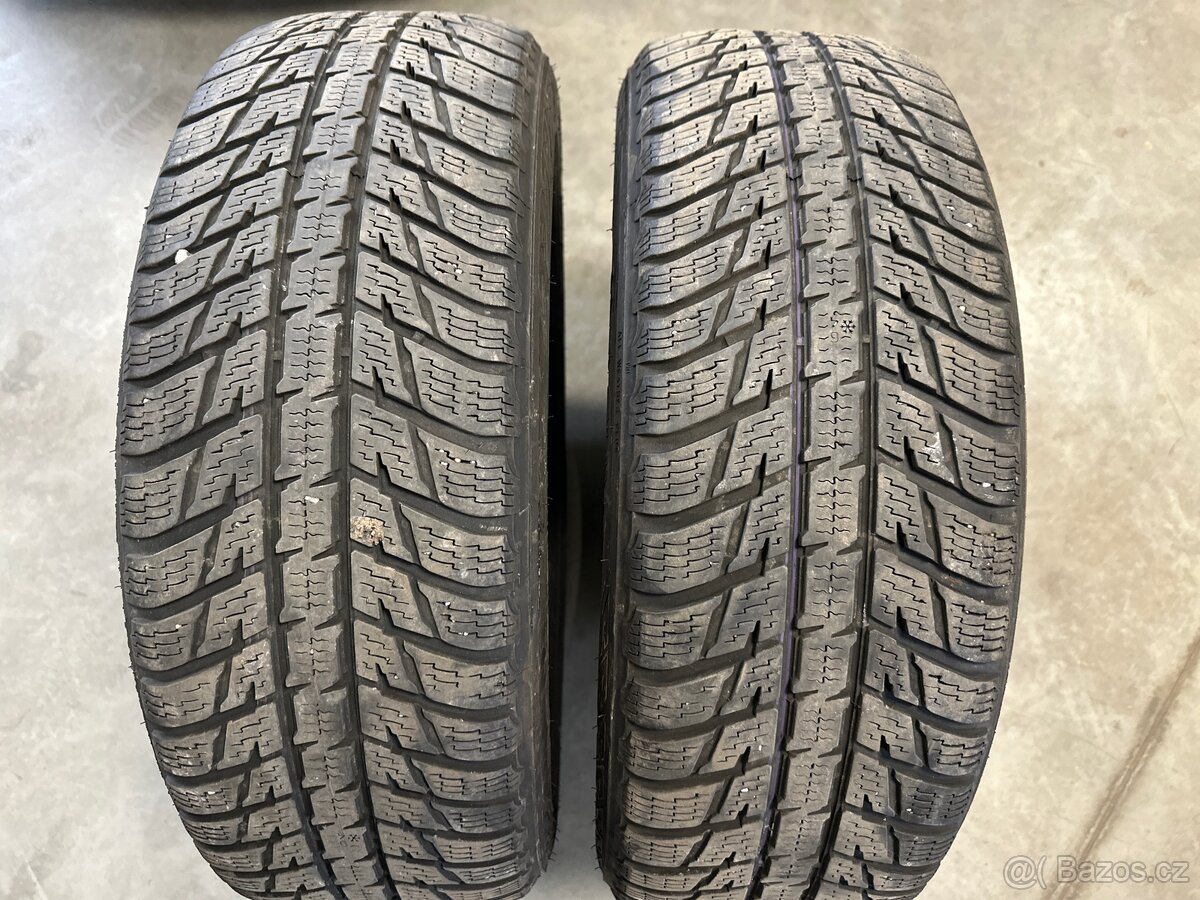 Zimní pneu NOKIAN 215/65R17 103H XL