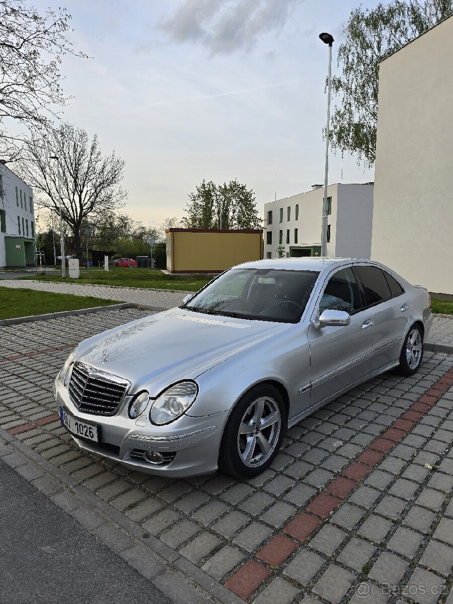 Mercedes- Benz Třídy E280 3.0d avangard