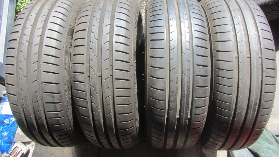 Letní pneu 195/65/15 Dunlop