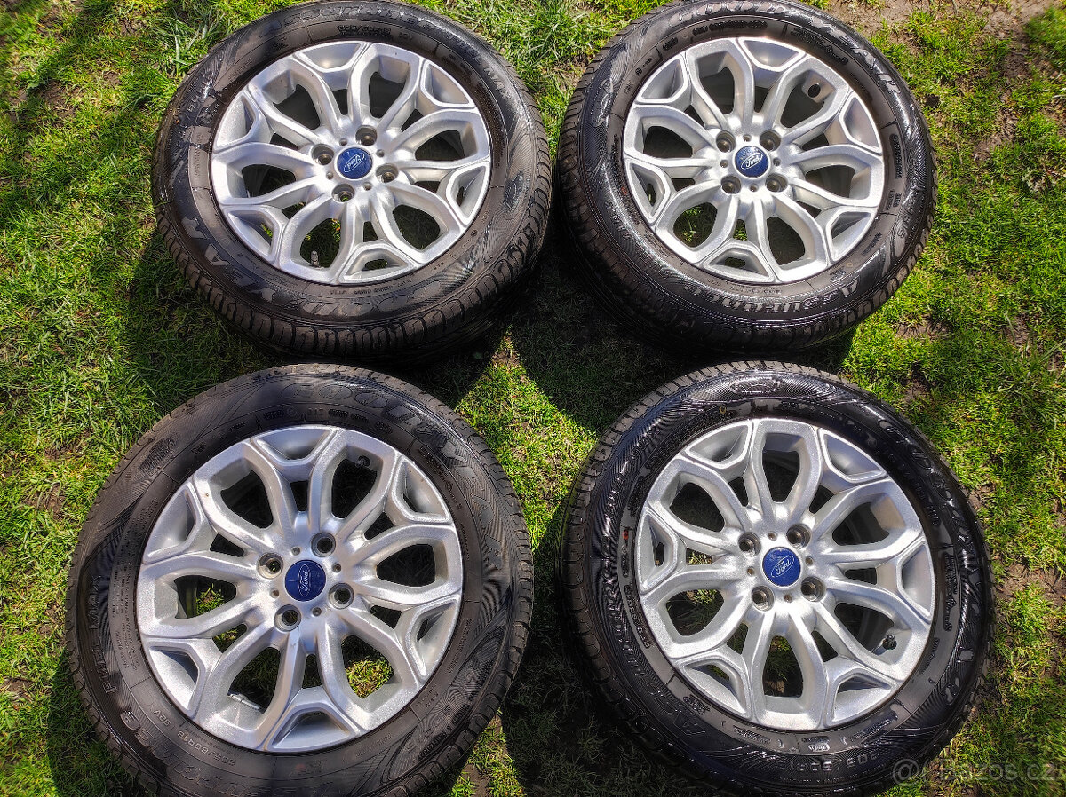 Letní sada Ford Ecosport r16 4x108 Goodyear 205/60/16