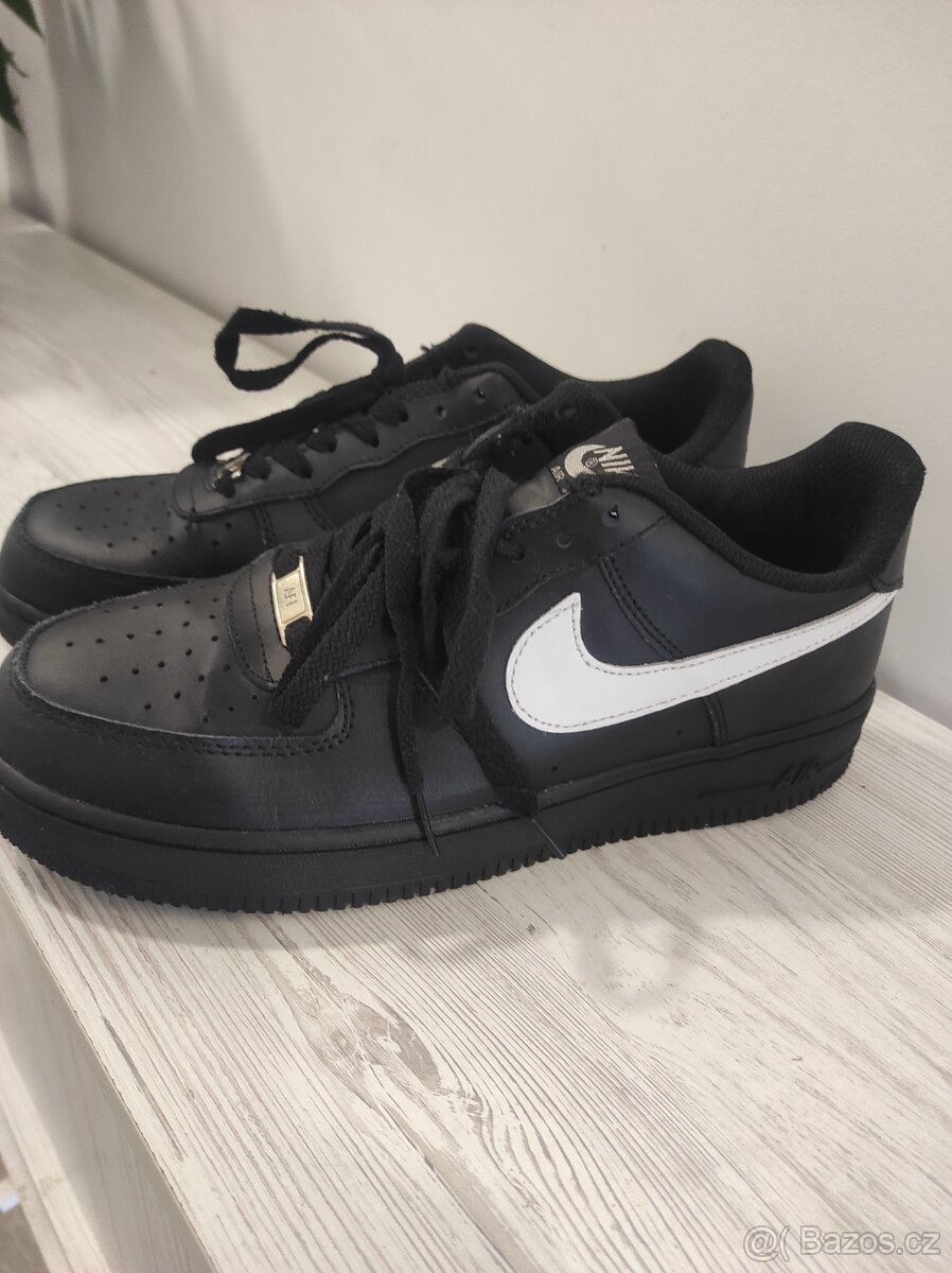 Prodám boty Nike Air Force 1