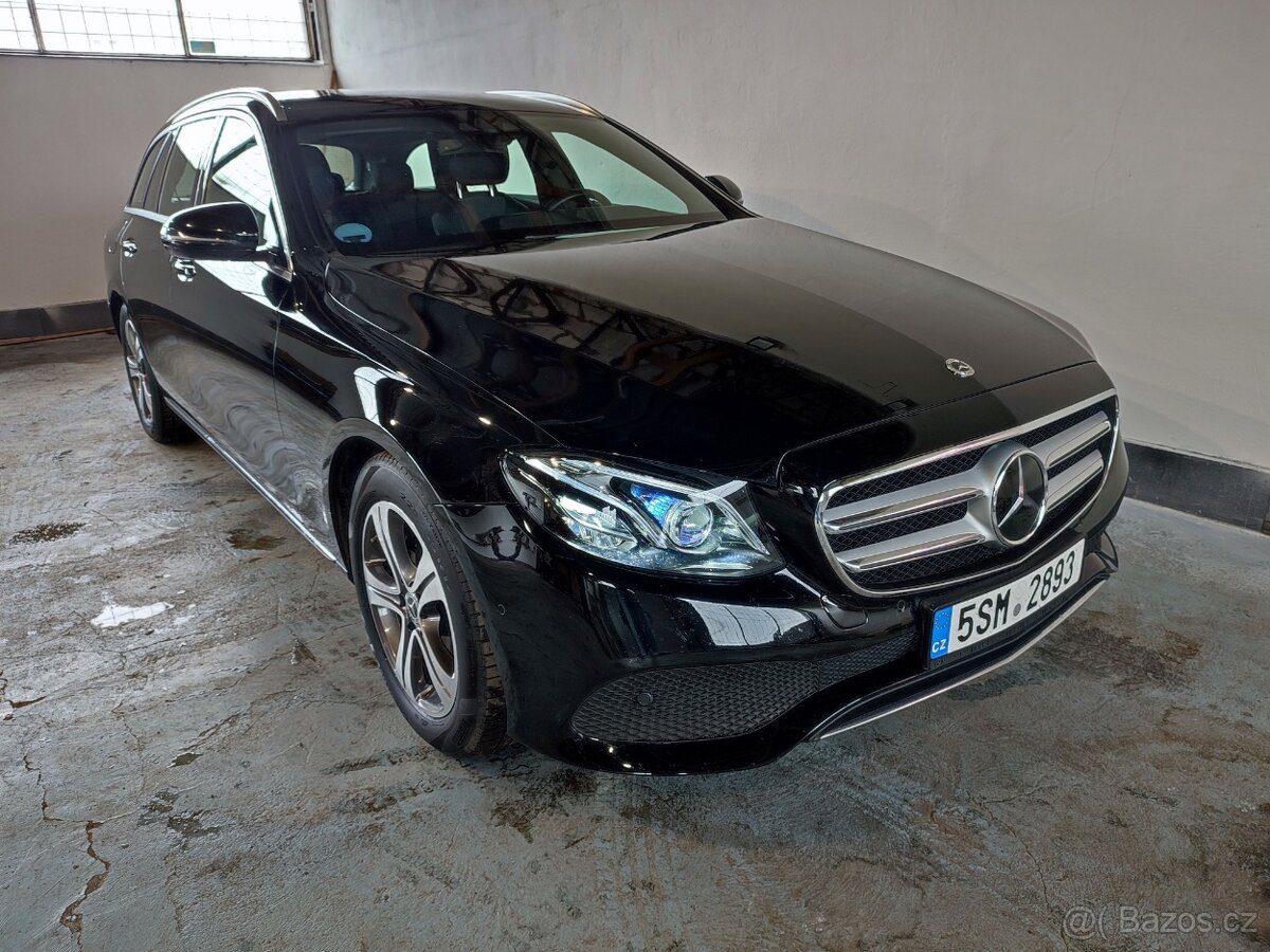 Mercedes Benz E220D W213/VirtualKokpit/LED Matrix/servis MB