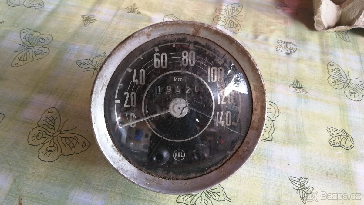 Tachometer -octávia,spartak,1202,velorex