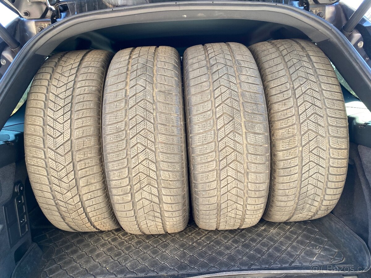 4 ks zimni pneu Pirelli Scorpion Winter 255/55 R20