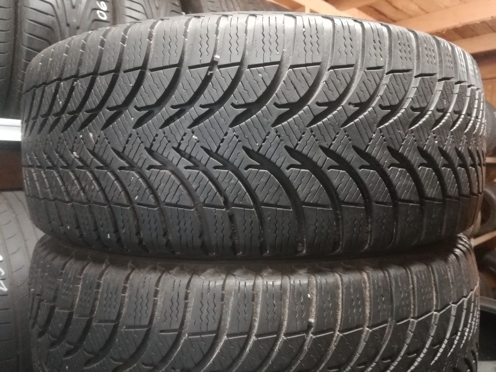 195/45 R16 MICHELIN (4212)