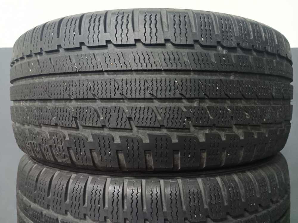 235/50 R18 KUMHO (2211)