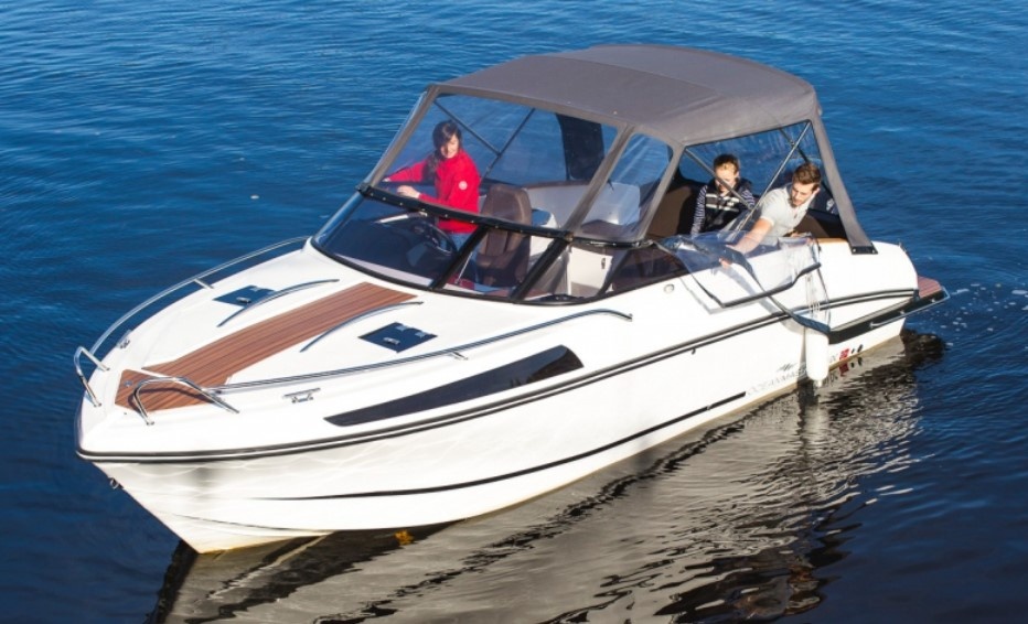 OCEANMASTER 680 DC + Honda 150 Hp