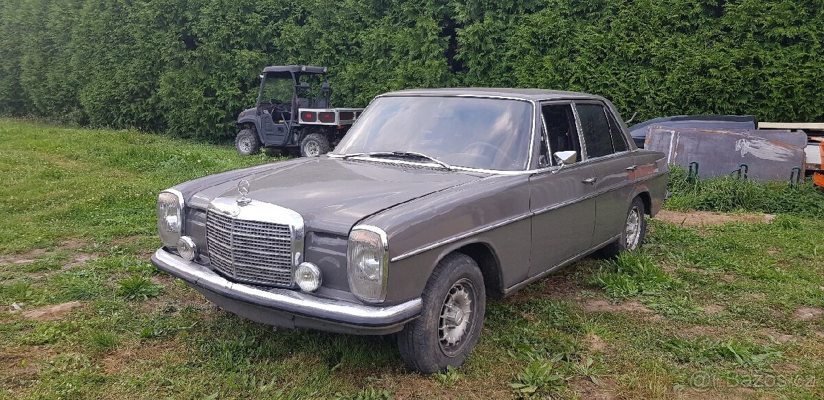 Mercedes W 114