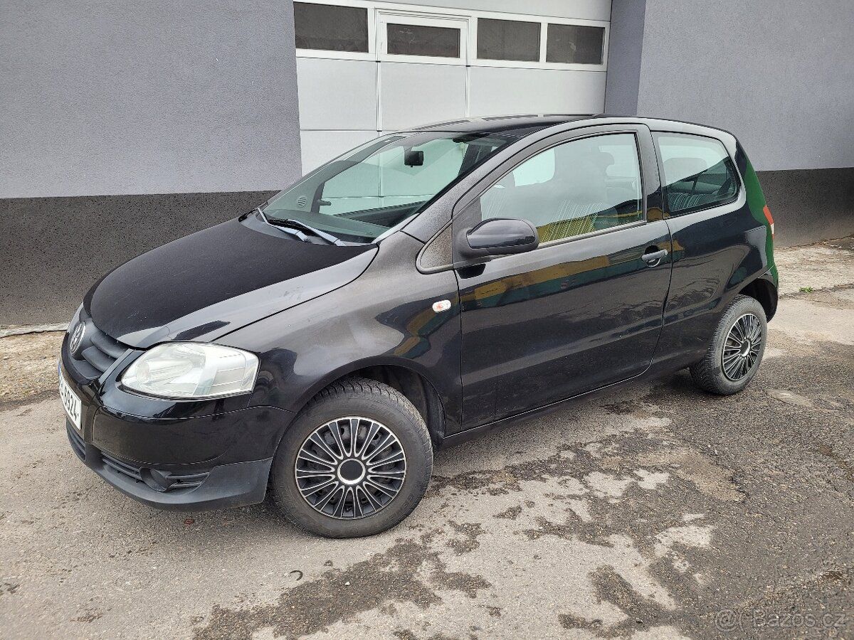 VW FOX 1.2i, r.07, 160000km-BEZ INVESTIC, LEVNÝ PROVOZ