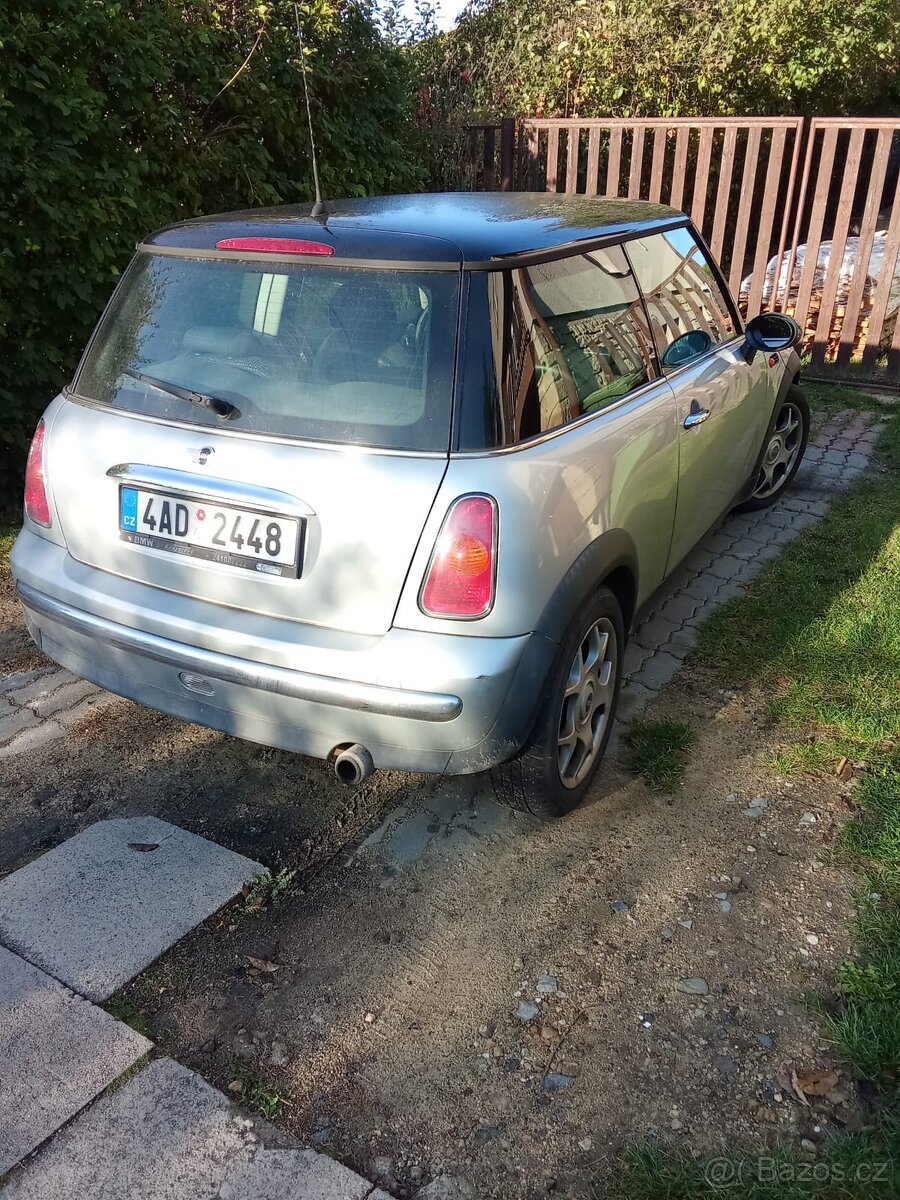 Mini Cooper One 2003,1.6i,85kw