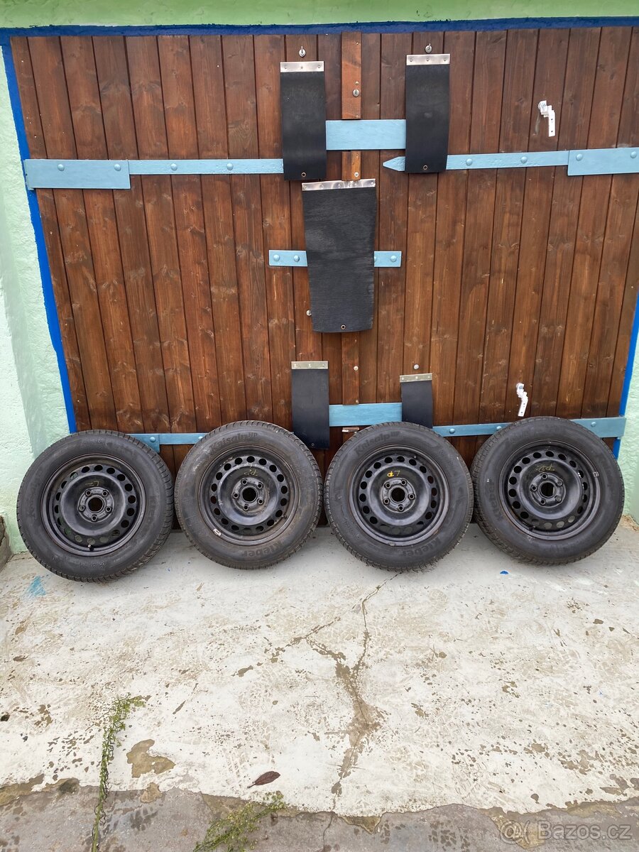 Zimní Kola Kleber KrisalpHP 195/65R15 5x112