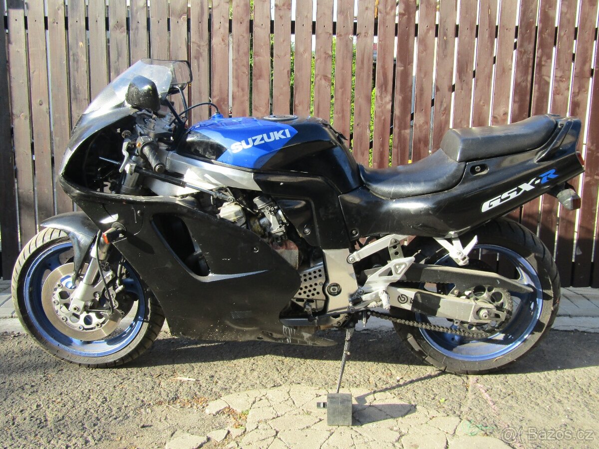 suzuki gsx-r 750w