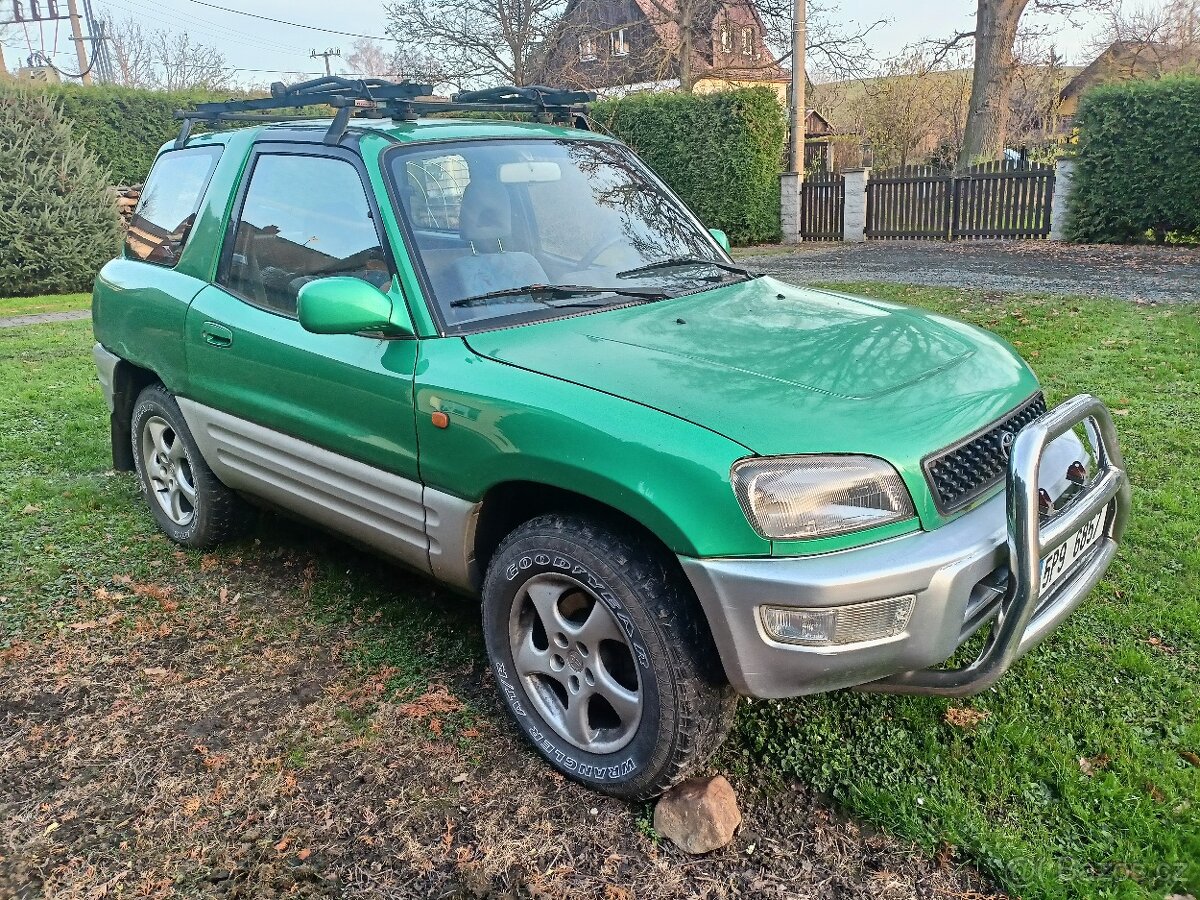 Toyota RAV4 4x4, 3 dveře, REZERVACE