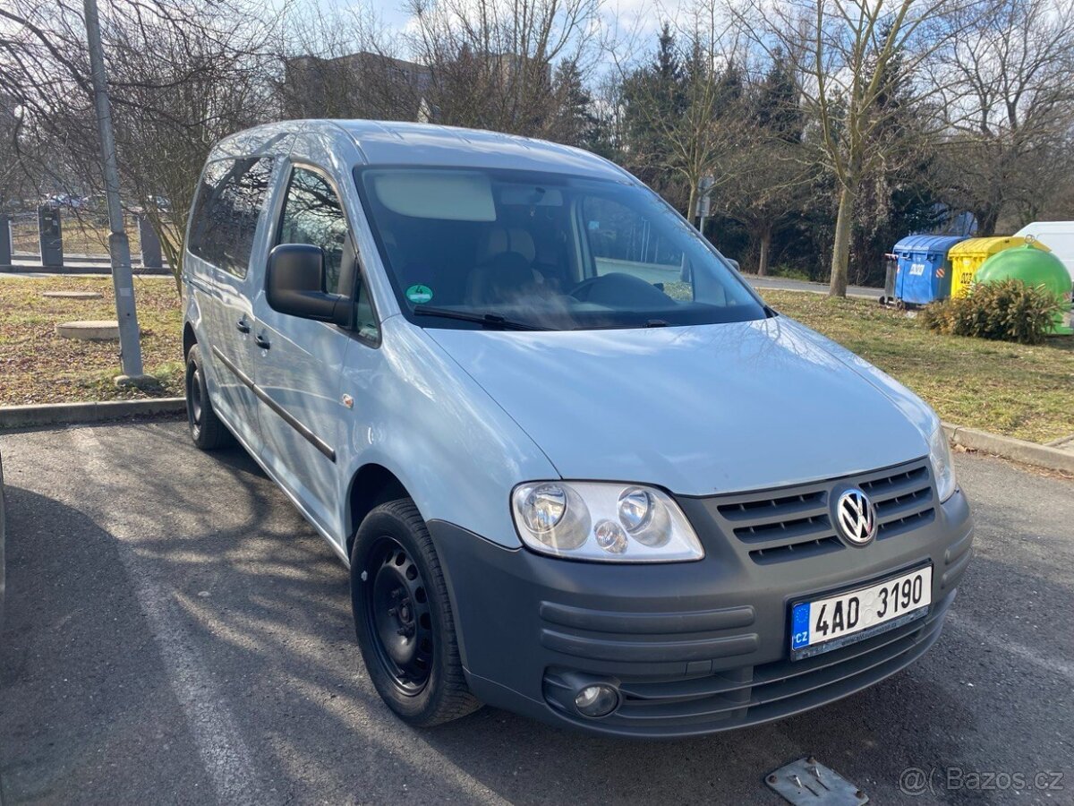 Volkswagen Caddy Maxi Life 7 míst, 1.6i