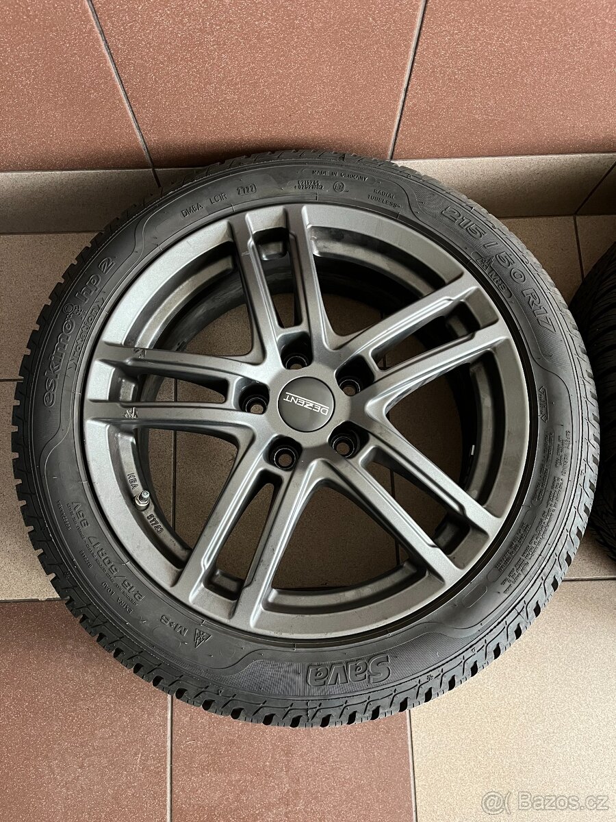 Zimní sada Sava 215/50R17 95V + disky Dezent 7 X 17 ET 40