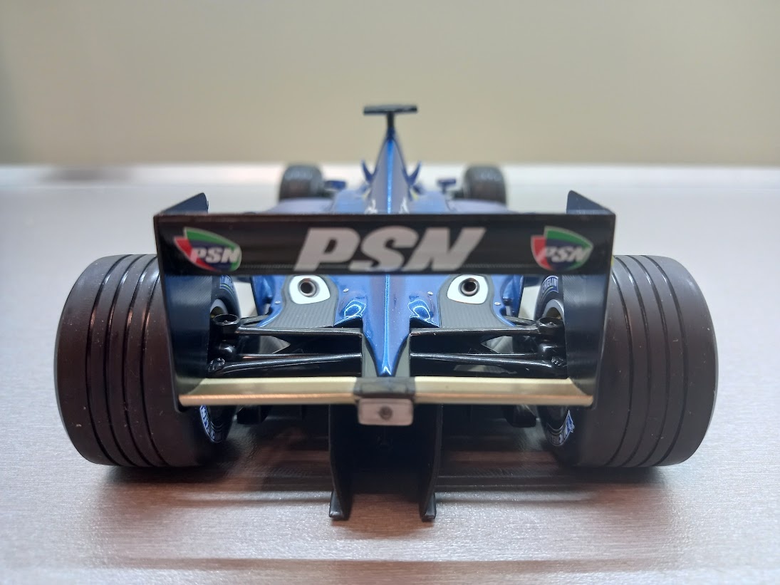 F1 PROST ACER AP04 2001 TOMÁŠ ENGE MINICHAMPS 1:18 č.2