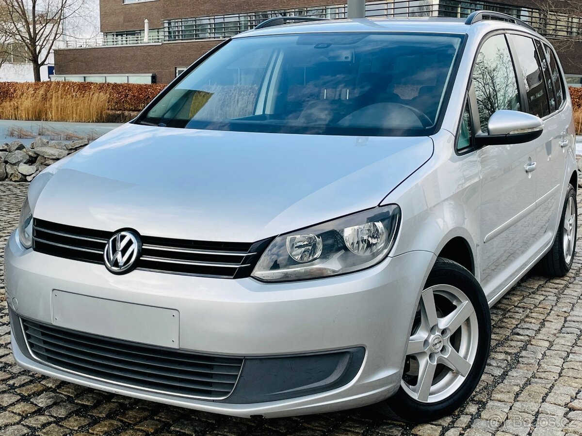 Volkswagen Touran 1.4TSI 103KW 7MÍST MANUÁL SERVISKA SENZORY