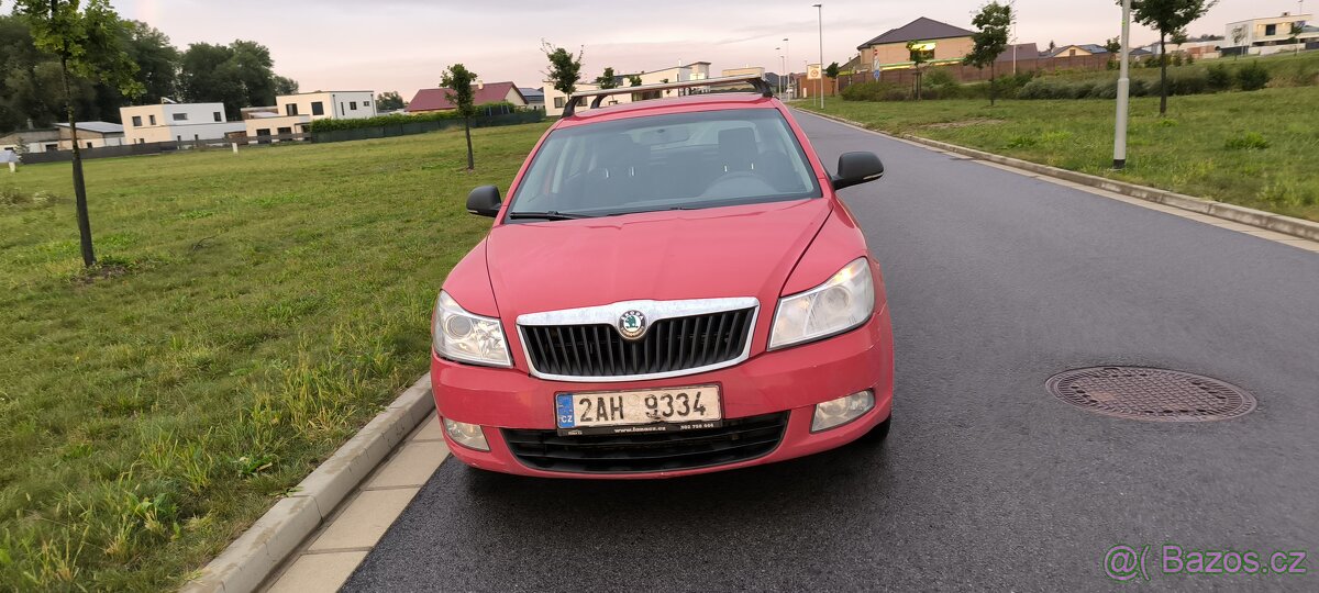 Octavia 1.6tdi  poškozená svodidla