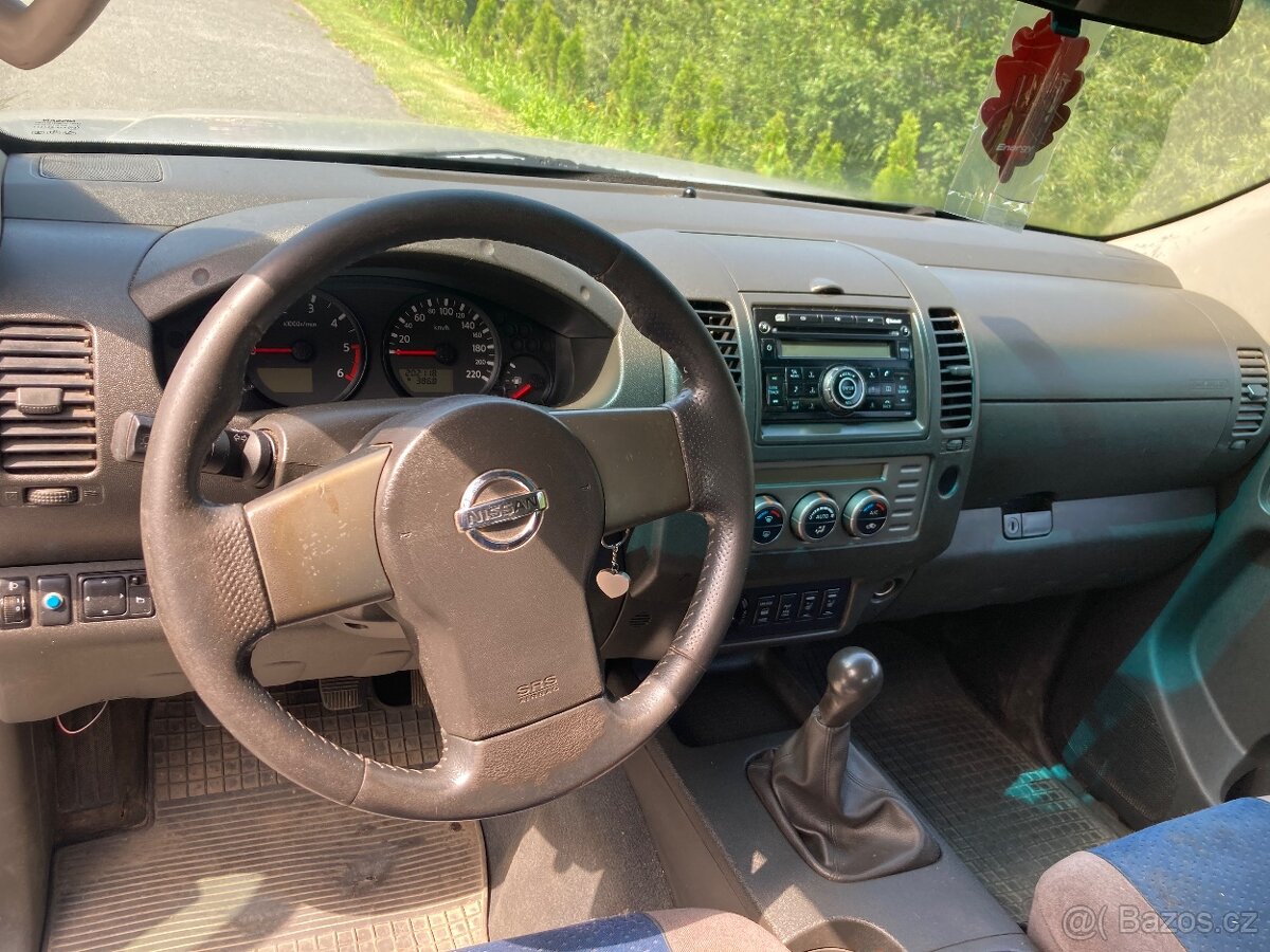 Nissan Navara D40