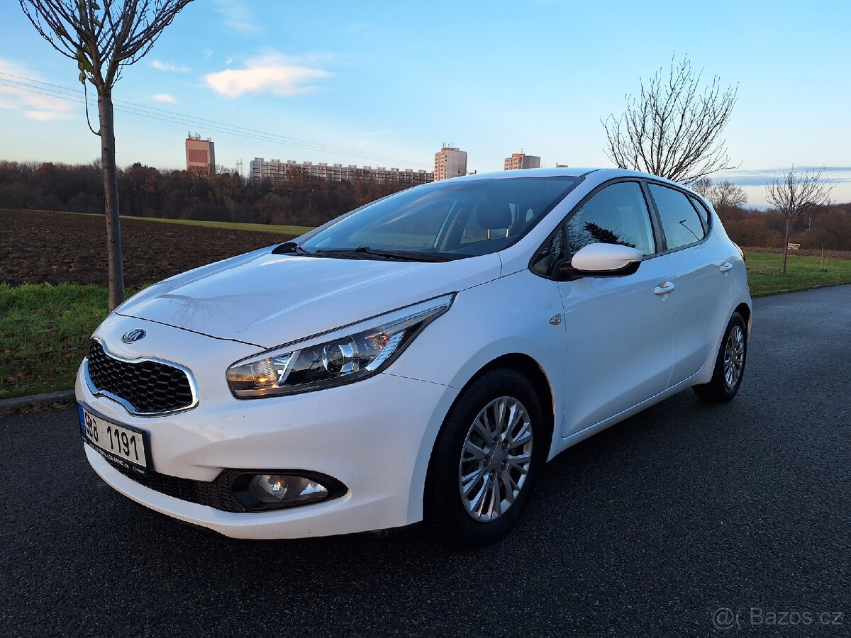 Kia Ceed 1.6CRDi 94kW ČR 1.maj.