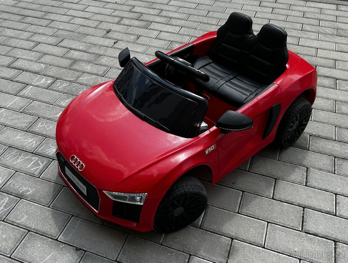 Elektrické autíčko Audi R8 Spyder 12V jednomístné 2 motory