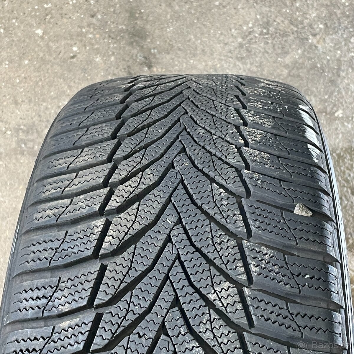 Zimní pneu 245/45 R18 100V Nexen 7-7,5mm