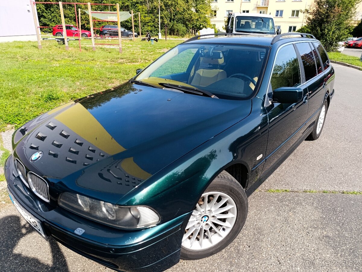 BMW E39 530iA 2002 Touring