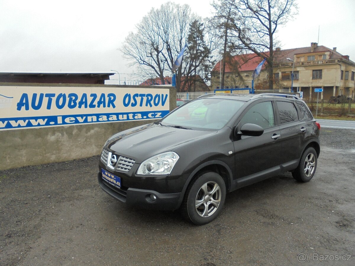 Nissan Qashqai 2.0  benzín 4X4