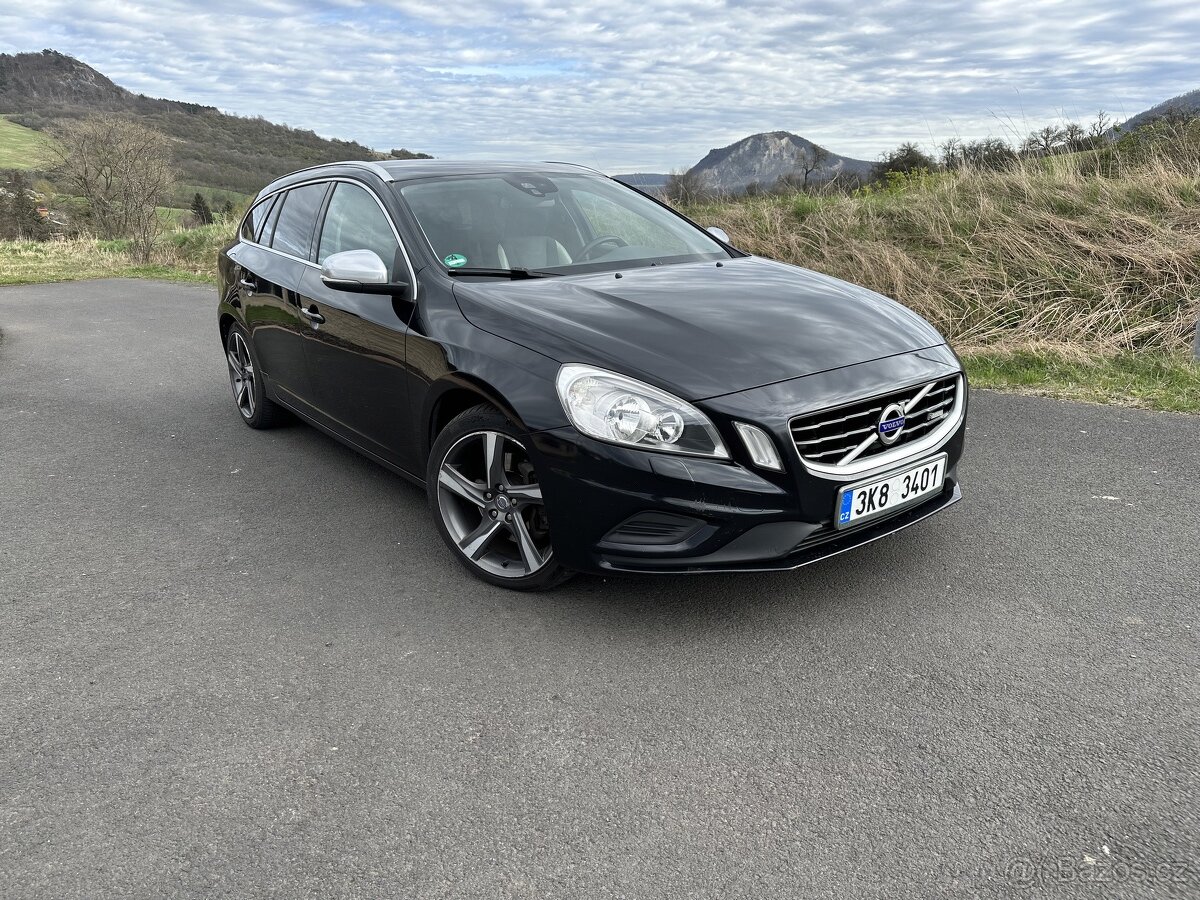 Volvo V60 R-Design, D5