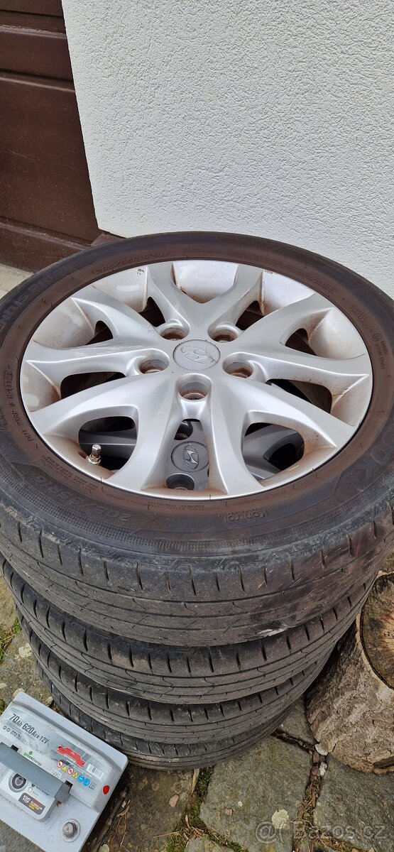 Prodam original alu Hyundai r16 včetně pneu 205/55 5x114,3