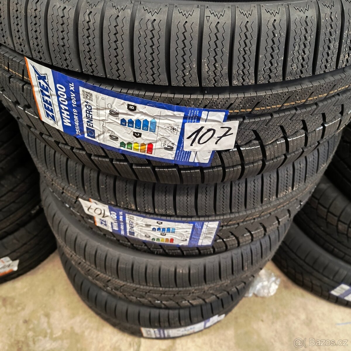 NOVÉ zimní pneu 255/40 R19 100V XL Zeetex