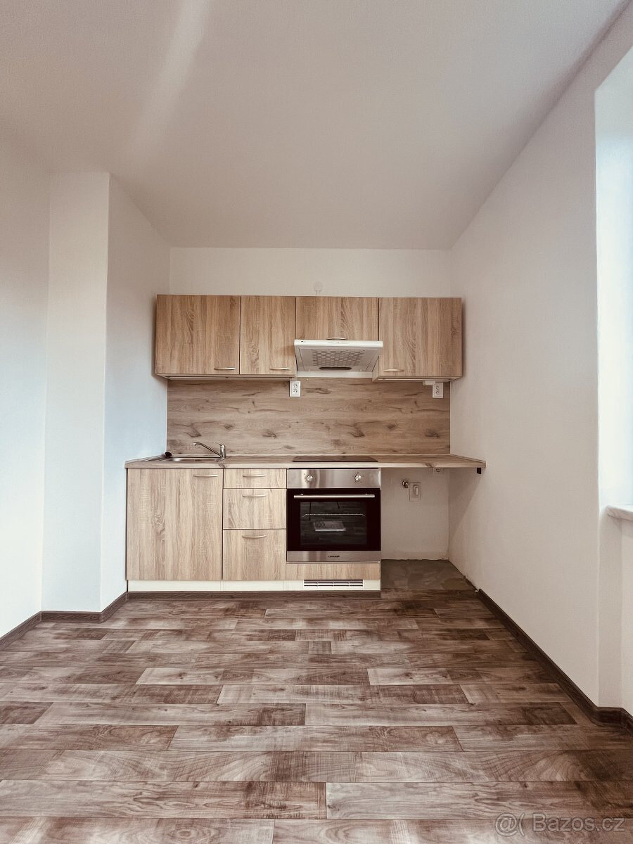 Pronájem bytu 1+kk, Krakovská, Hrabůvka,  Kč/měs, 24 m2