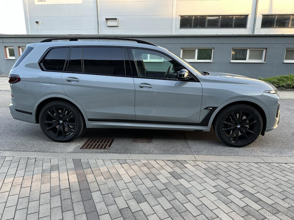 BMW X7 M60i xDrive, ZÁRUKA+BEZPLATNÝ SERVIS,MAXIMÁLNA VÝBAVA